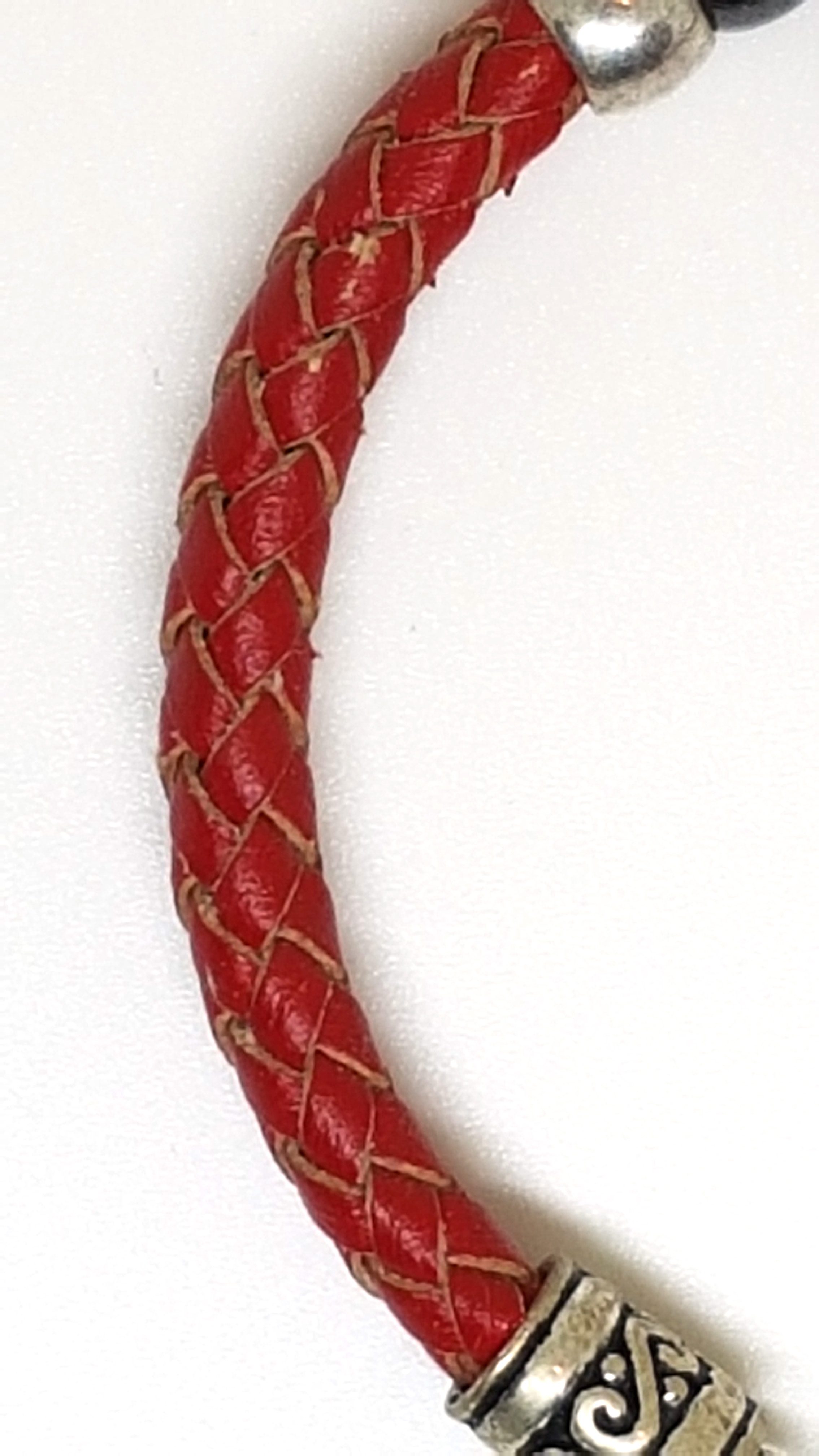 Armband aus echt Leder mit echten Onyx Steinen von Lanzarote (Handarbeit)