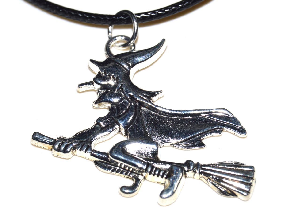 Hexe Anhänger mit Kette